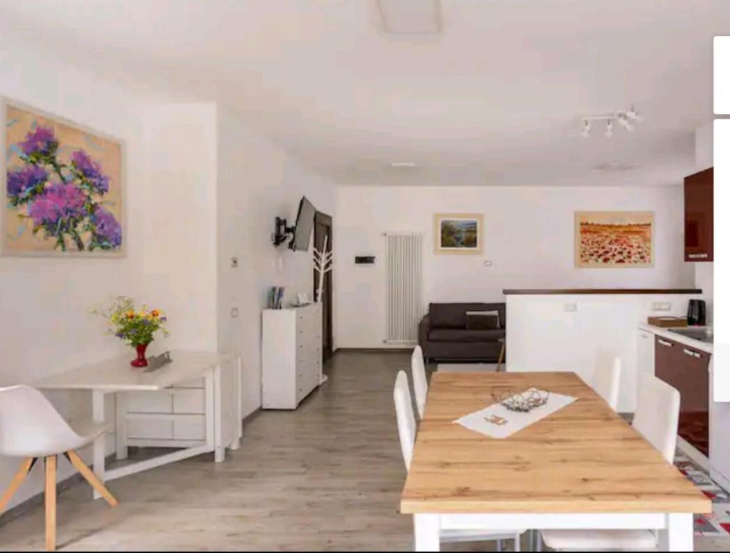 Iris Home Camblione Екстер'єр фото