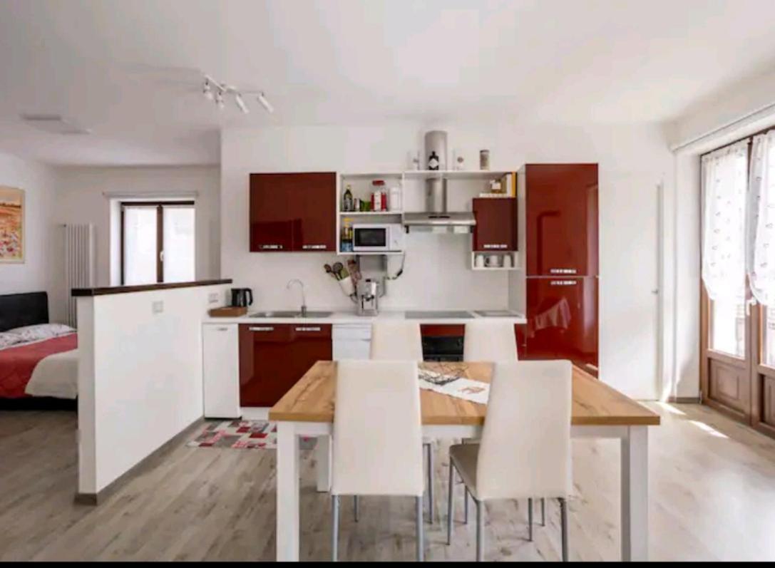 Iris Home Camblione Екстер'єр фото